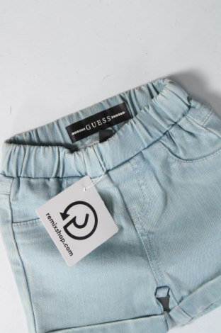 Pantaloni scurți pentru copii Guess, Mărime 3-6m/ 62-68 cm, Culoare Albastru, Preț 144,74 Lei