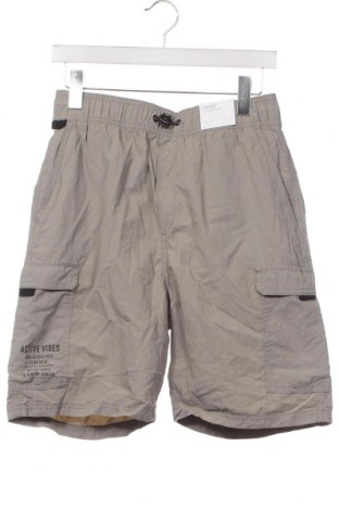 Детски къс панталон H&M, Размер 15-18y/ 170-176 см, Цвят Сив, Цена 7,70 лв.