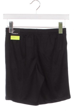 Παιδικό κοντό παντελόνι Nike, Μέγεθος 9-10y/ 140-146 εκ., Χρώμα Μαύρο, Τιμή 30,41 €