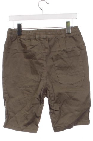 Dětské krátké kalhoty  Target, Velikost 15-18y/ 170-176 cm, Barva Zelená, Cena  140,00 Kč