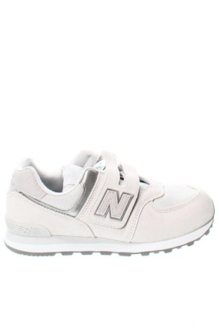 Детски обувки New Balance, Размер 35, Цвят Сив, Цена 51,60 лв.