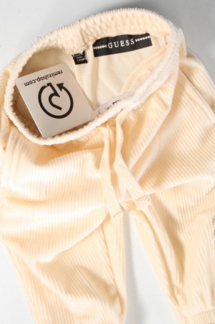 Детски панталон Guess, Размер 3-6m/ 62-68 см, Цвят Екрю, Цена 35,64 лв.