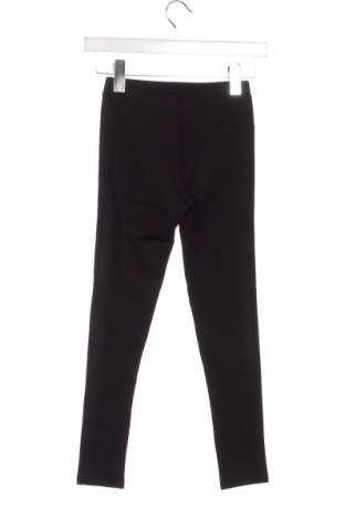 Детски панталон Guess, Размер 6-7y/ 122-128 см, Цвят Черен, Цена 46,17 лв.