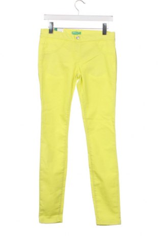 Παιδικό παντελόνι United Colors Of Benetton, Μέγεθος 14-15y/ 168-170 εκ., Χρώμα Κίτρινο, Τιμή 8,25 €