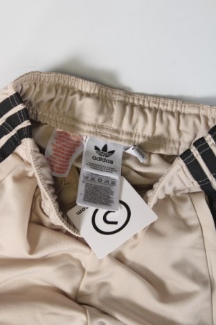 Παιδική κάτω φόρμα Adidas Originals, Μέγεθος 4-5y/ 110-116 εκ., Χρώμα  Μπέζ, Τιμή 31,66 €