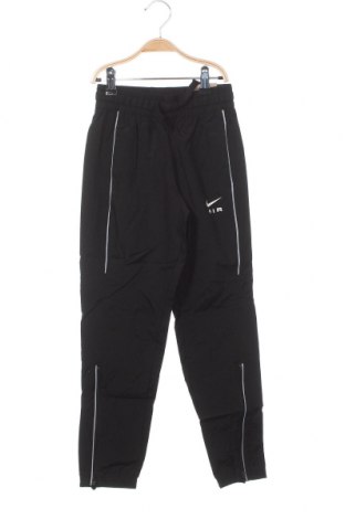 Pantaloni de trening, pentru copii Nike, Mărime 6-7y/ 122-128 cm, Culoare Negru, Preț 195,42 Lei