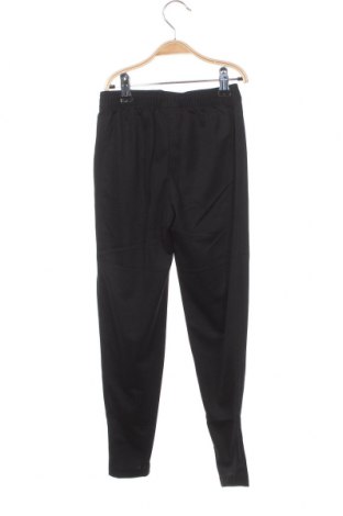 Pantaloni de trening, pentru copii Nike, Mărime 6-7y/ 122-128 cm, Culoare Negru, Preț 183,06 Lei