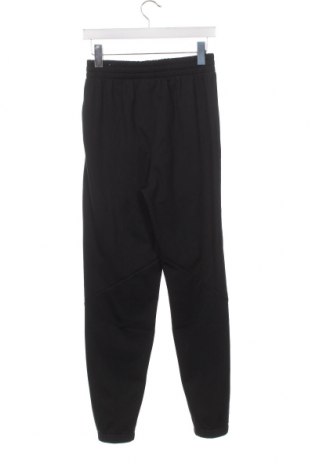 Pantaloni de trening, pentru copii Nike, Mărime 14-15y/ 168-170 cm, Culoare Negru, Preț 207,89 Lei