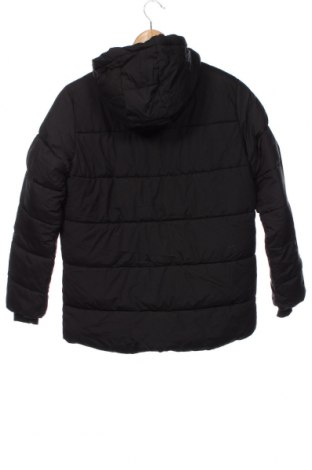 Dětská bunda pro zimní sporty  Amazon Essentials, Velikost 11-12y/ 152-158 cm, Barva Černá, Cena  756,00 Kč