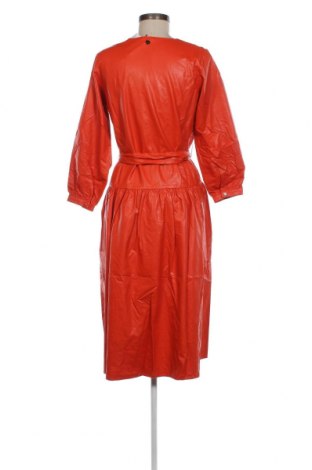 Кожена рокля Le Coeur TWINSET, Размер XS, Цвят Оранжев, Цена 95,83 лв.