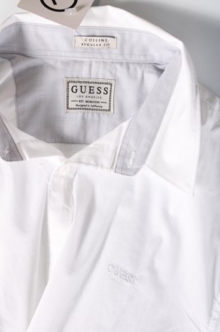 Мъжка риза Guess, Размер M, Цвят Бял, Цена 136,00 лв.