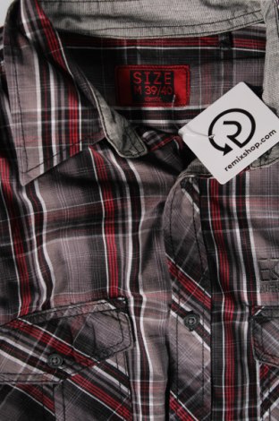 Ανδρικό πουκάμισο Identic, Μέγεθος M, Χρώμα Πολύχρωμο, Τιμή 4,31 €