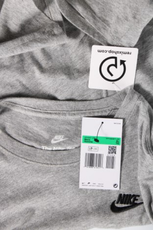 Мъжка тениска Nike, Размер M, Цвят Сив, Цена 58,00 лв.