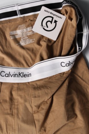 Férfi boxerek Calvin Klein, Méret XL, Szín Bézs, Ár 8 034 Ft