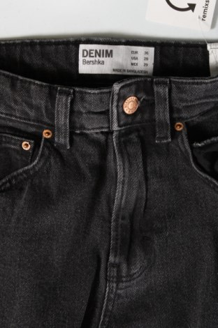 Pánske džínsy  Bershka, Veľkosť XS, Farba Čierna, Cena  16,44 €