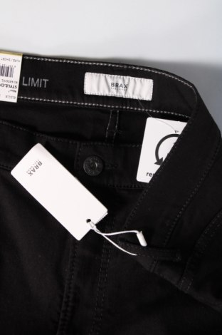 Pánské džíny  Brax, Velikost XL, Barva Černá, Cena  2 193,00 Kč