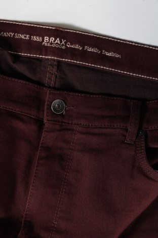 Męskie jeansy Brax, Rozmiar XL, Kolor Czerwony, Cena 149,70 zł