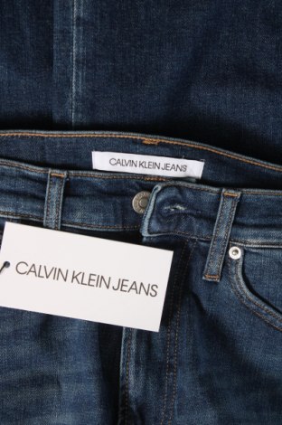 Мъжки дънки Calvin Klein Jeans, Размер S, Цвят Син, Цена 65,86 лв.