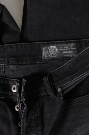 Herren Jeans Diesel, Größe L, Farbe Grau, Preis 72,27 €