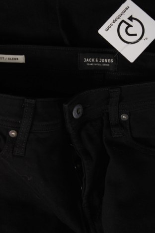 Мъжки дънки Jack & Jones, Размер S, Цвят Черен, Цена 35,00 лв.
