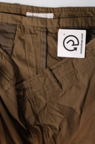 Мъжки къс панталон At.P.Co, Размер M, Цвят Зелен, Цена 43,50 лв.