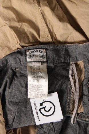 Pantaloni scurți de bărbați Diesel, Mărime L, Culoare Bej, Preț 449,91 Lei