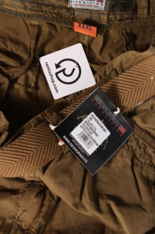 Мъжки къс панталон Geographical Norway, Размер XL, Цвят Кафяв, Цена 118,50 лв.