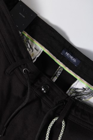 Мъжки къс панталон McNeal, Размер L, Цвят Черен, Цена 43,50 лв.