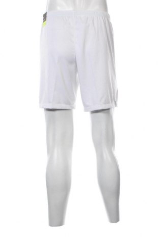 Мъжки къс панталон Nike, Размер M, Цвят Бял, Цена 43,28 лв.