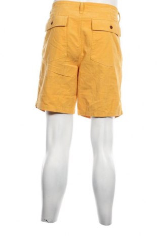 Мъжки къс панталон Outerknown, Размер L, Цвят Жълт, Цена 75,00 лв.