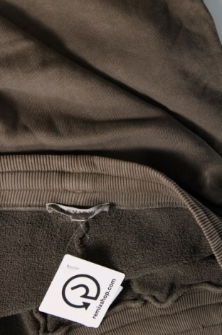 Мъжки къс панталон Review, Размер M, Цвят Зелен, Цена 58,00 лв.