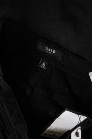 Pantaloni scurți de bărbați Smog, Mărime XL, Culoare Negru, Preț 131,58 Lei