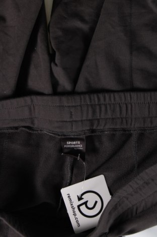 Мъжки къс панталон Sports Performance by Tchibo, Размер L, Цвят Сив, Цена 19,00 лв.