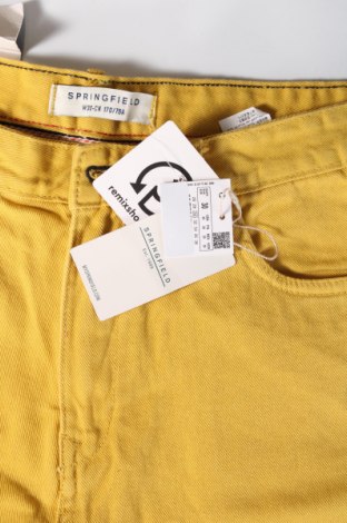 Pantaloni scurți de bărbați Springfield, Mărime M, Culoare Galben, Preț 177,63 Lei