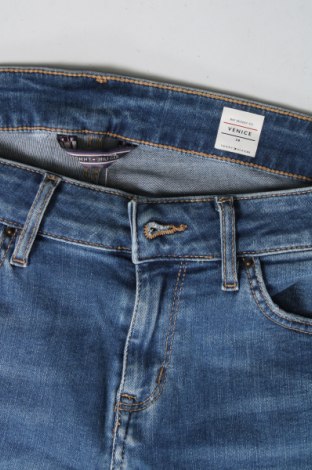 Ανδρικό κοντό παντελόνι Tommy Hilfiger, Μέγεθος S, Χρώμα Μπλέ, Τιμή 24,12 €