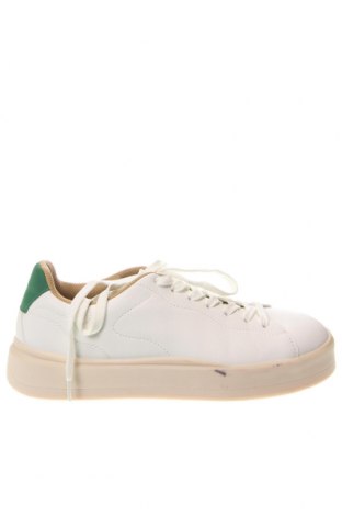 Ανδρικά παπούτσια Bershka, Μέγεθος 44, Χρώμα Λευκό, Τιμή 21,09 €