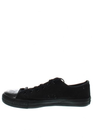 Férfi cipők
 Dunlop, Méret 42, Szín Fekete, Ár 11 139 Ft