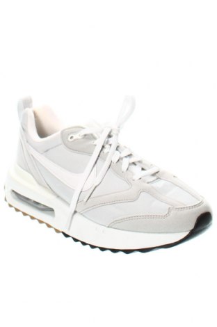Мъжки обувки Nike, Размер 42, Цвят Сив, Цена 161,00 лв.