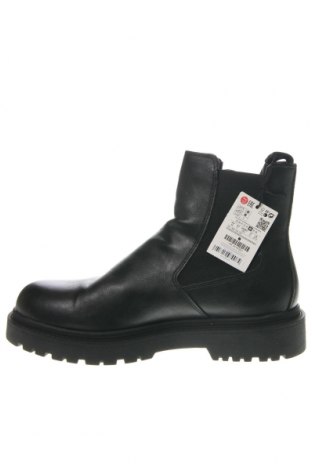 Мъжки обувки Pull&Bear, Размер 44, Цвят Черен, Цена 53,32 лв.