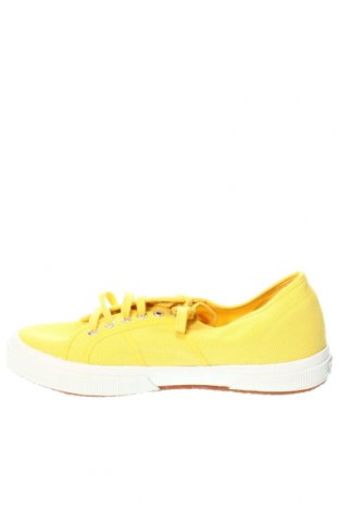 Мъжки обувки Superga, Размер 44, Цвят Жълт, Цена 133,63 лв.