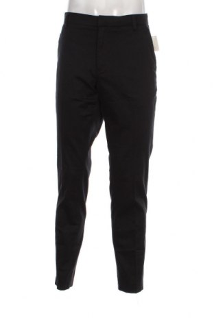Pantaloni de bărbați Amazon Essentials, Mărime L, Culoare Negru, Preț 71,12 Lei