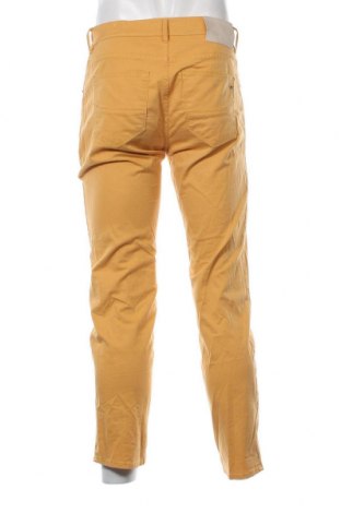 Pantaloni de bărbați Brax, Mărime M, Culoare Galben, Preț 55,25 Lei