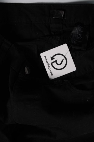 Pánske nohavice  H&M, Veľkosť S, Farba Čierna, Cena  16,44 €