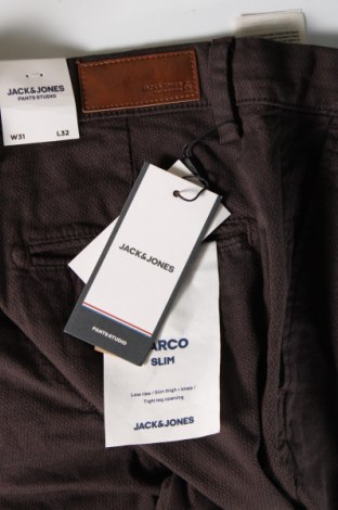 Мъжки панталон Jack & Jones, Размер M, Цвят Сив, Цена 22,14 лв.