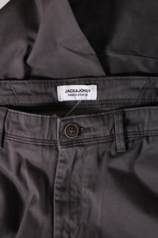 Мъжки панталон Jack & Jones, Размер M, Цвят Сив, Цена 29,52 лв.