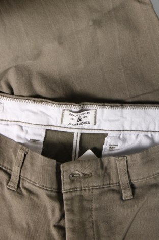Мъжки панталон Jack & Jones, Размер M, Цвят Зелен, Цена 28,70 лв.