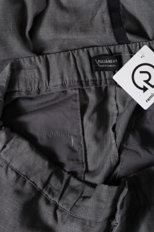 Мъжки панталон Pull&Bear, Размер M, Цвят Сив, Цена 7,29 лв.