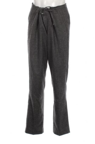 Мъжки панталон Sisley, Размер XL, Цвят Сив, Цена 132,00 лв.