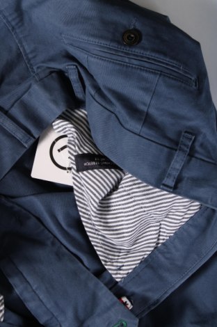 Pantaloni de bărbați Tommy Hilfiger, Mărime L, Culoare Albastru, Preț 320,43 Lei