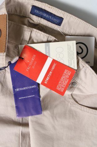 Pantaloni de bărbați Trussardi Jeans, Mărime L, Culoare Bej, Preț 320,43 Lei